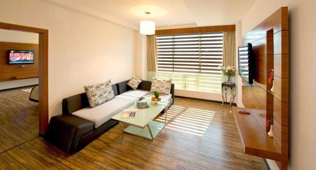 Hotel Sandy'S Tower Bhubaneswar Eksteriør bilde